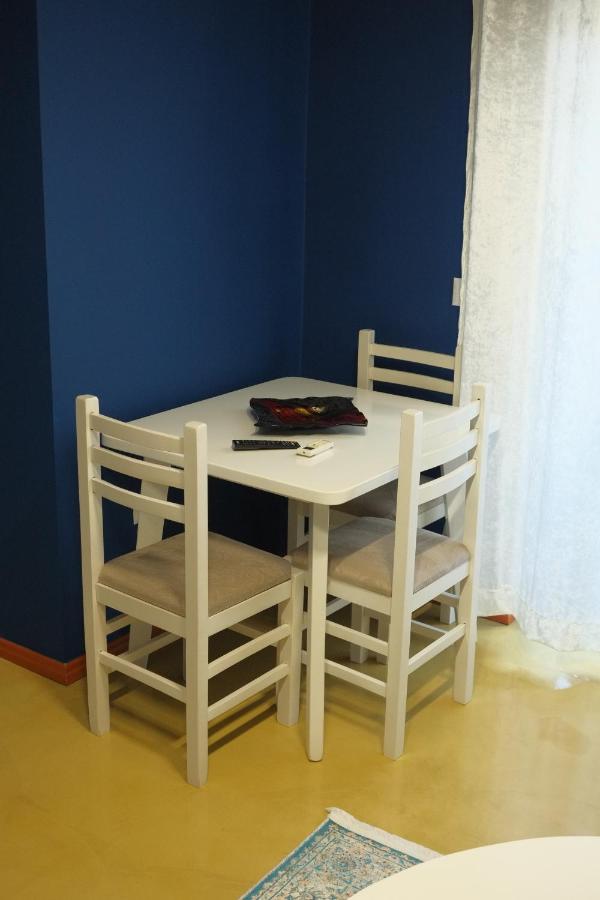 Oak Street Apartment Tirana Exterior foto
